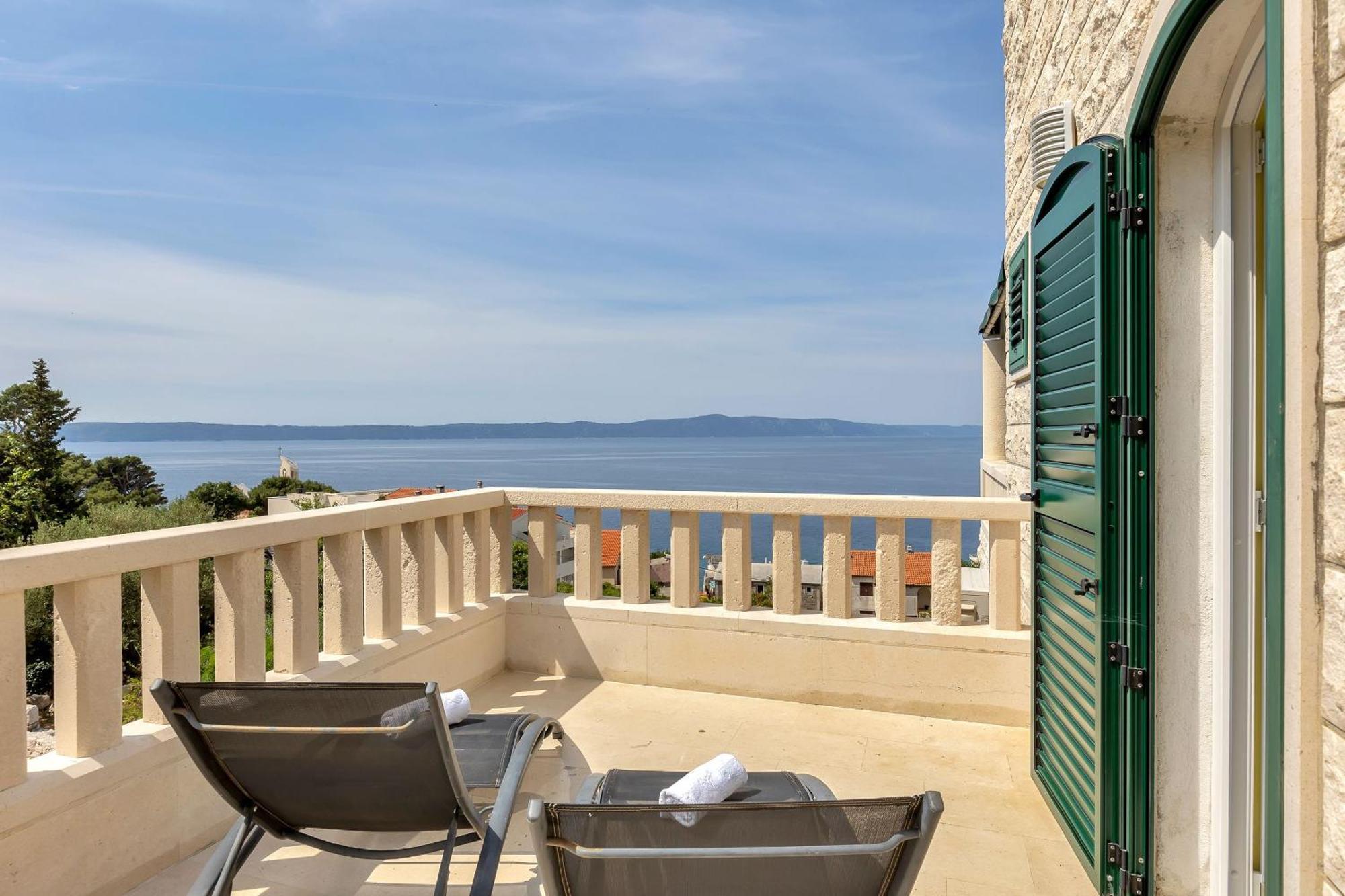 Villa Margitta Mit Pool, Tennisplatz Und Meerblick Drasnice Luaran gambar